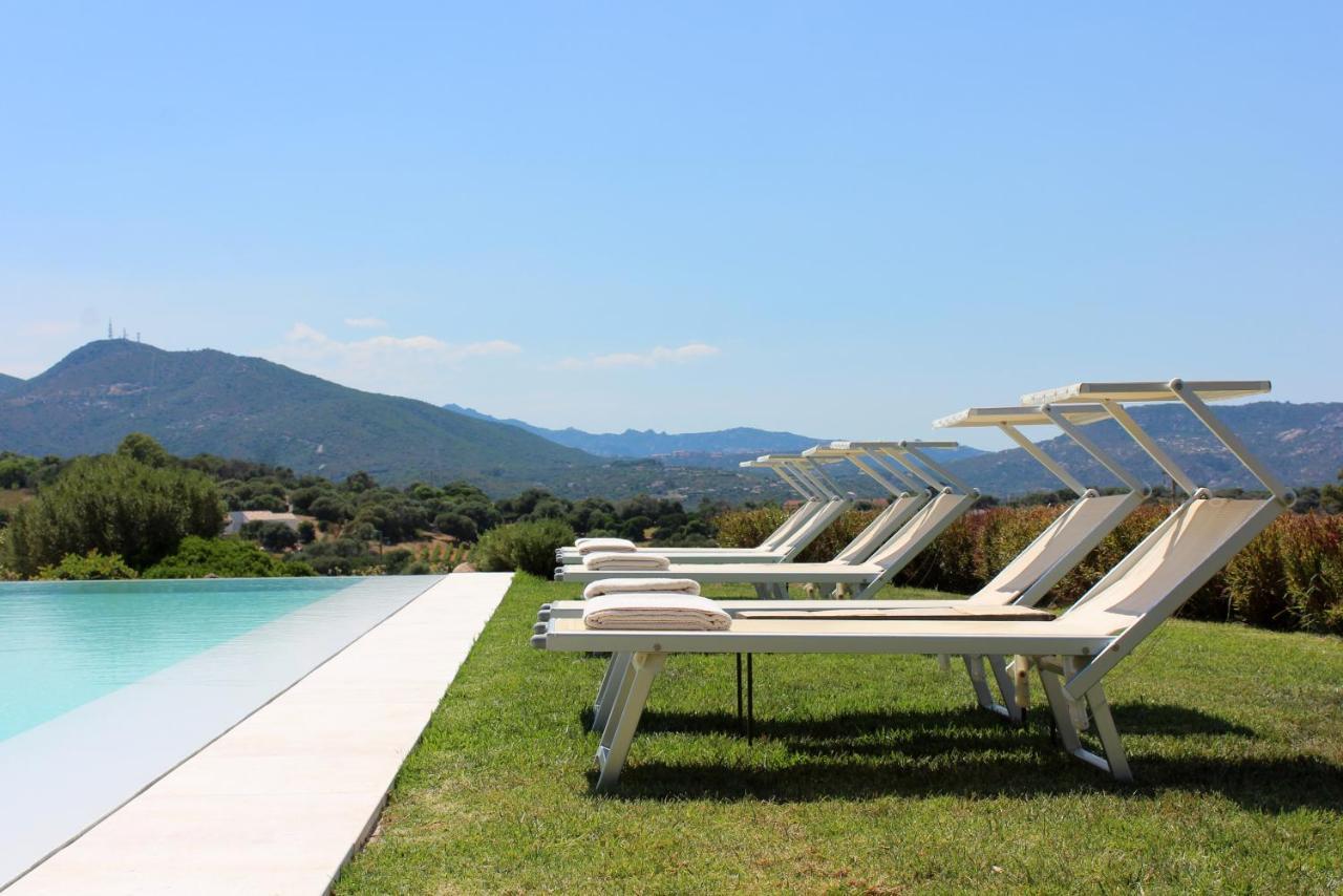 Albero Capovolto Bed & Breakfast Golfo Aranci Exterior photo