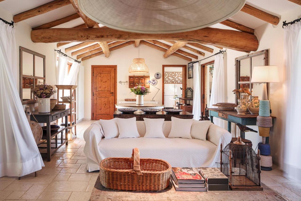 Albero Capovolto Bed & Breakfast Golfo Aranci Exterior photo