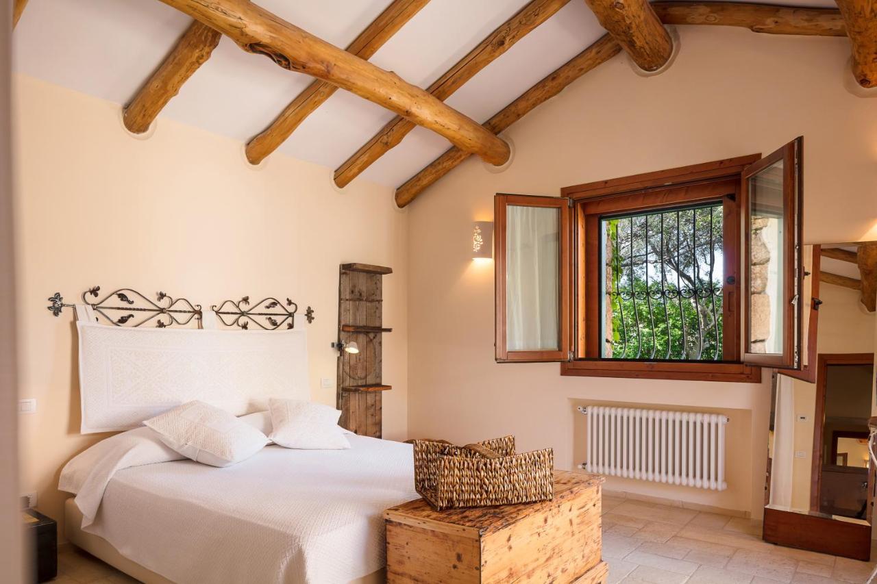 Albero Capovolto Bed & Breakfast Golfo Aranci Exterior photo