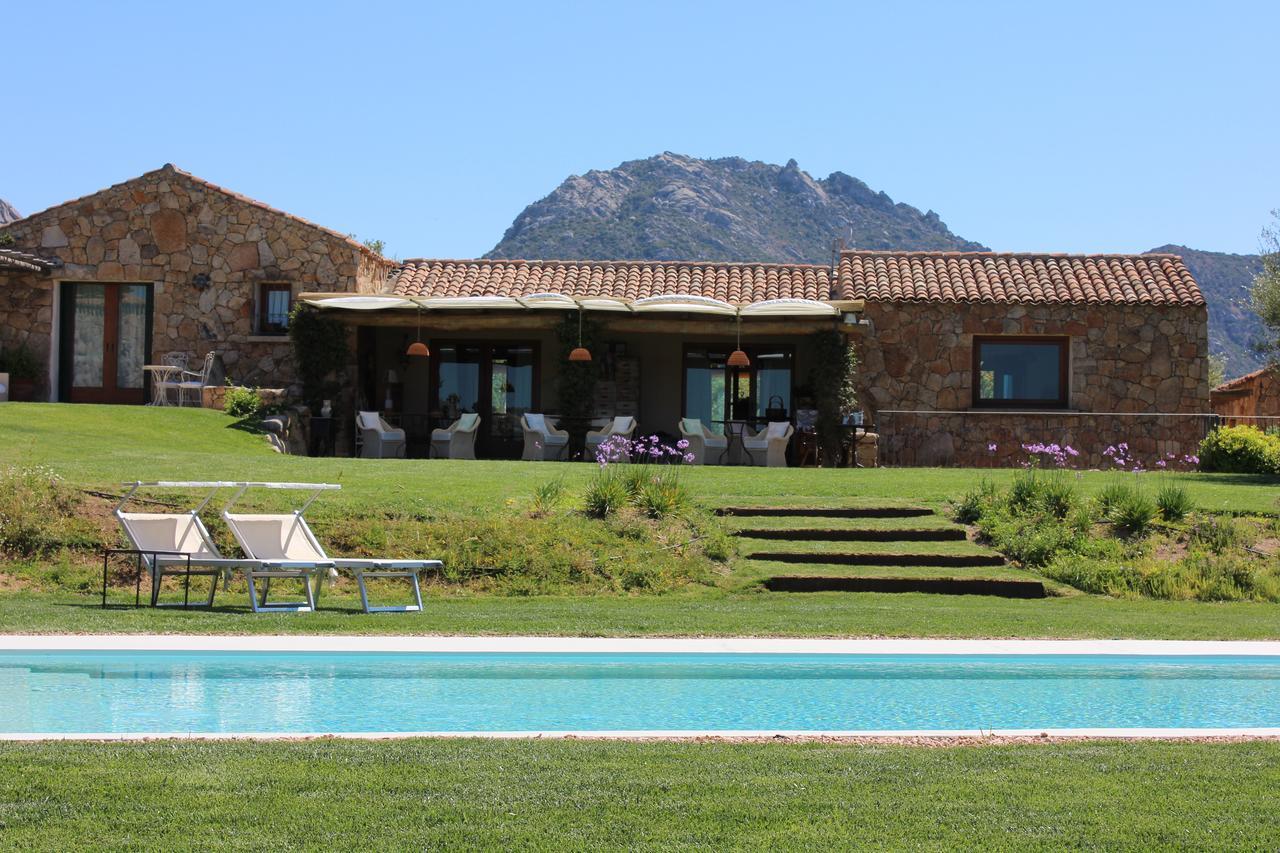 Albero Capovolto Bed & Breakfast Golfo Aranci Exterior photo