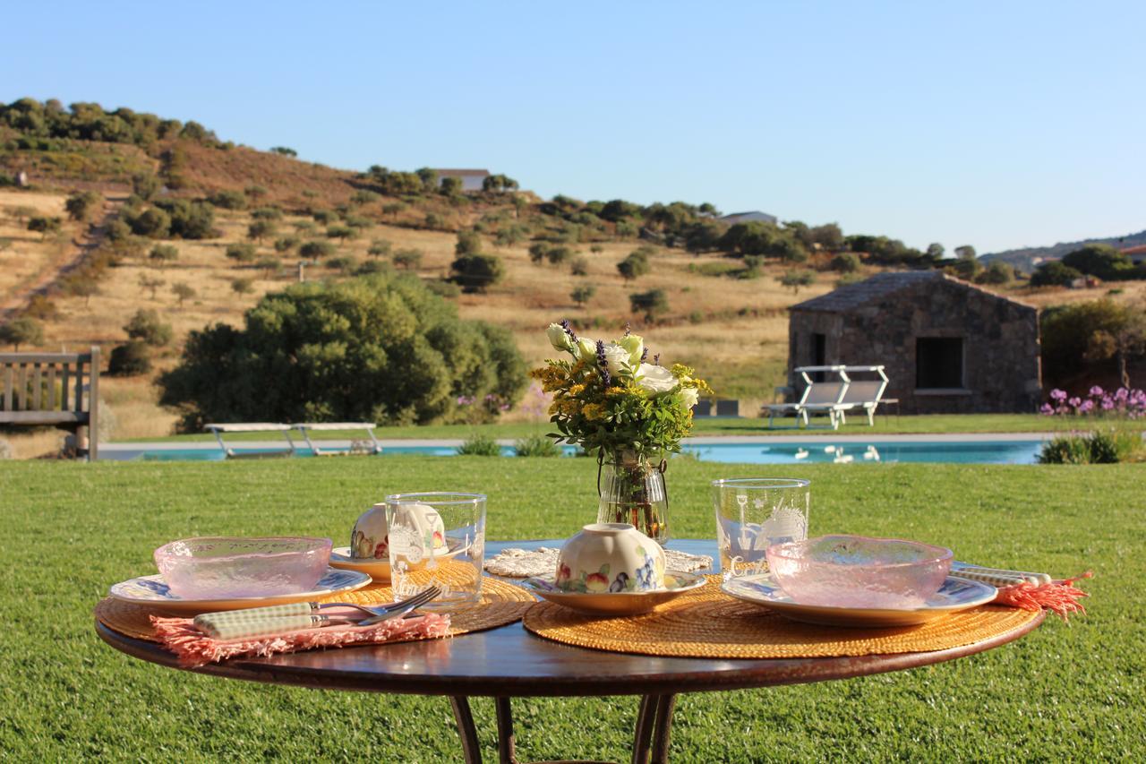Albero Capovolto Bed & Breakfast Golfo Aranci Exterior photo